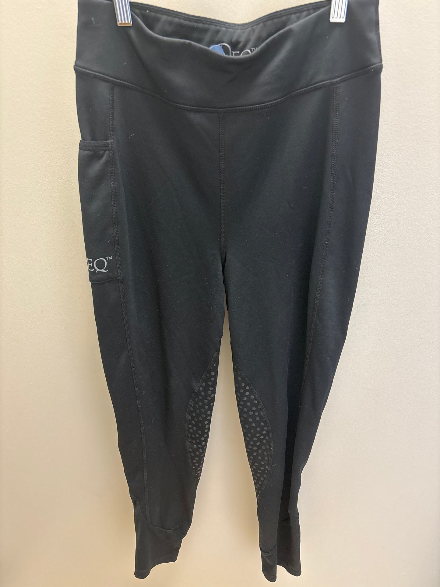 Used OEQ Winter Black Tight Tights Woman's Medium