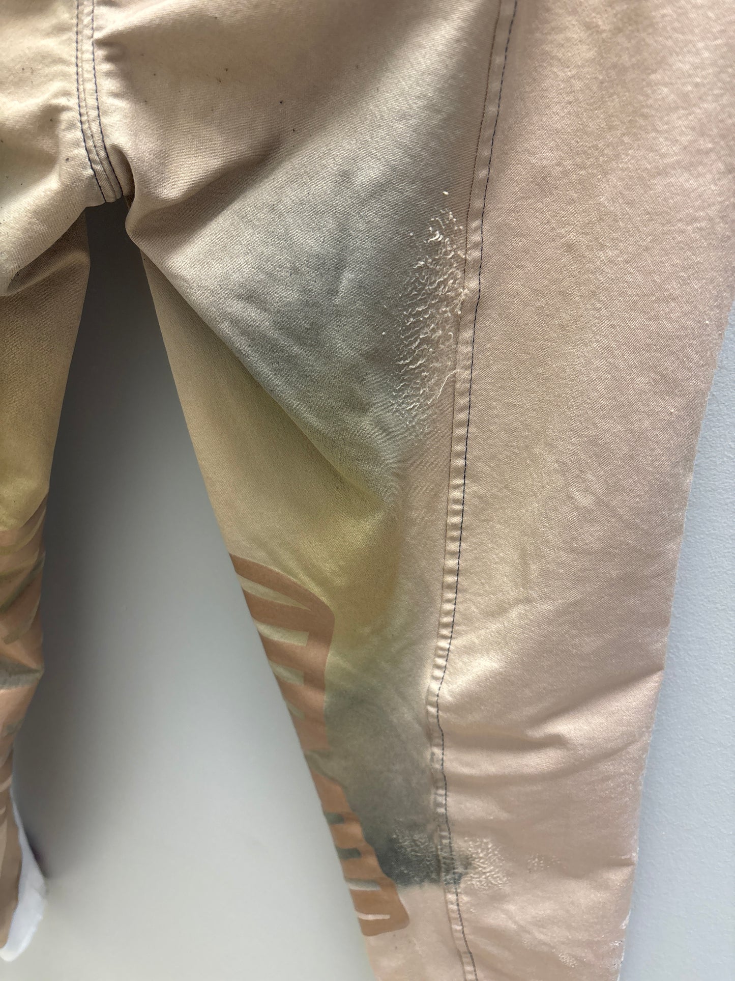Noble Outfitters Tan Knee Patch Breeches - 28R (stained)