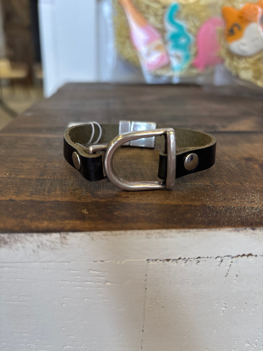 Leather stirrup bracelet