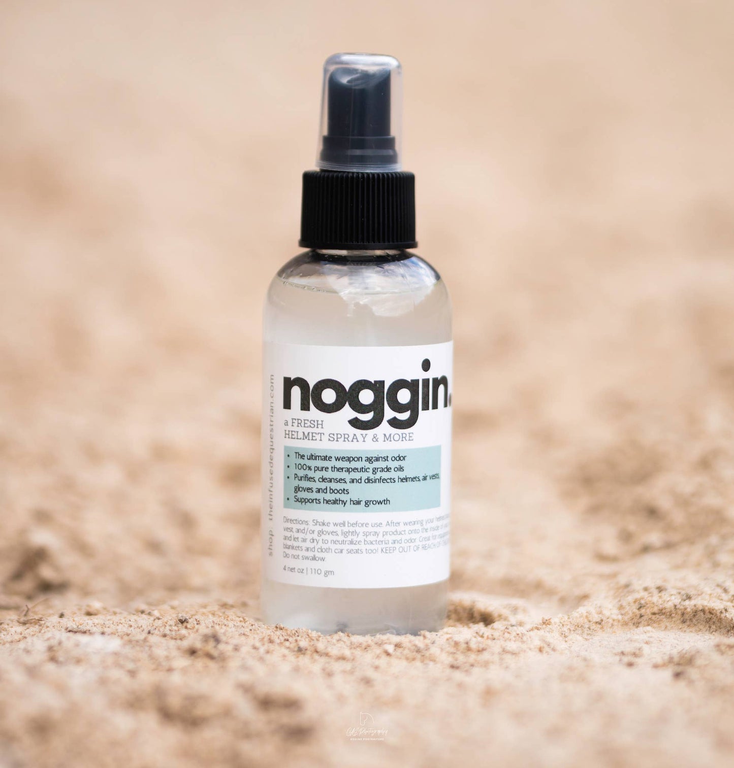 Noggin. A Fresh Helmet Spray (4 oz)