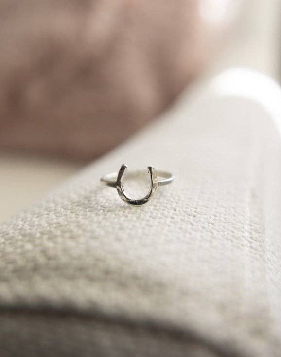 Lucky Horseshoe Ring Silver