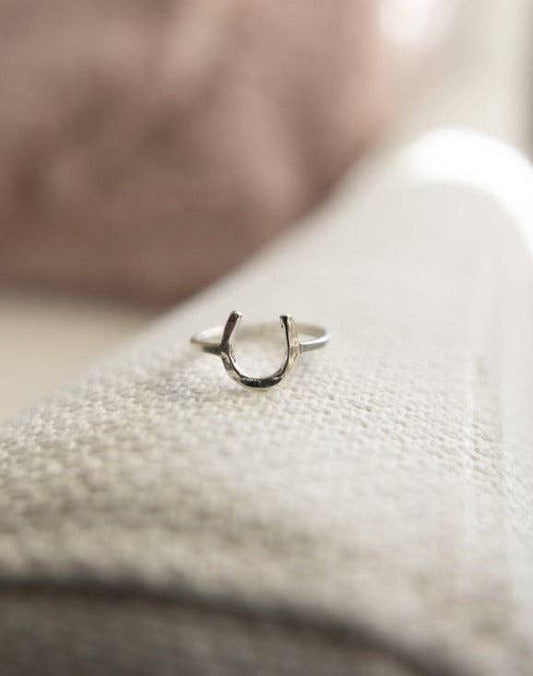 Lucky Horseshoe Ring Silver