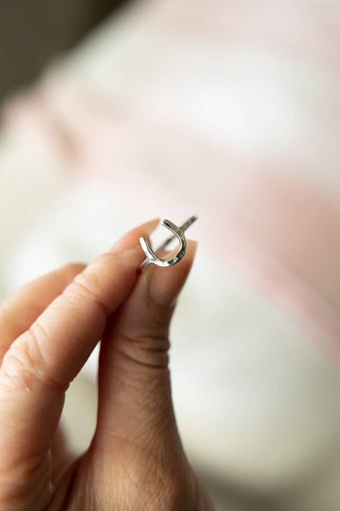 Lucky Horseshoe Ring Silver