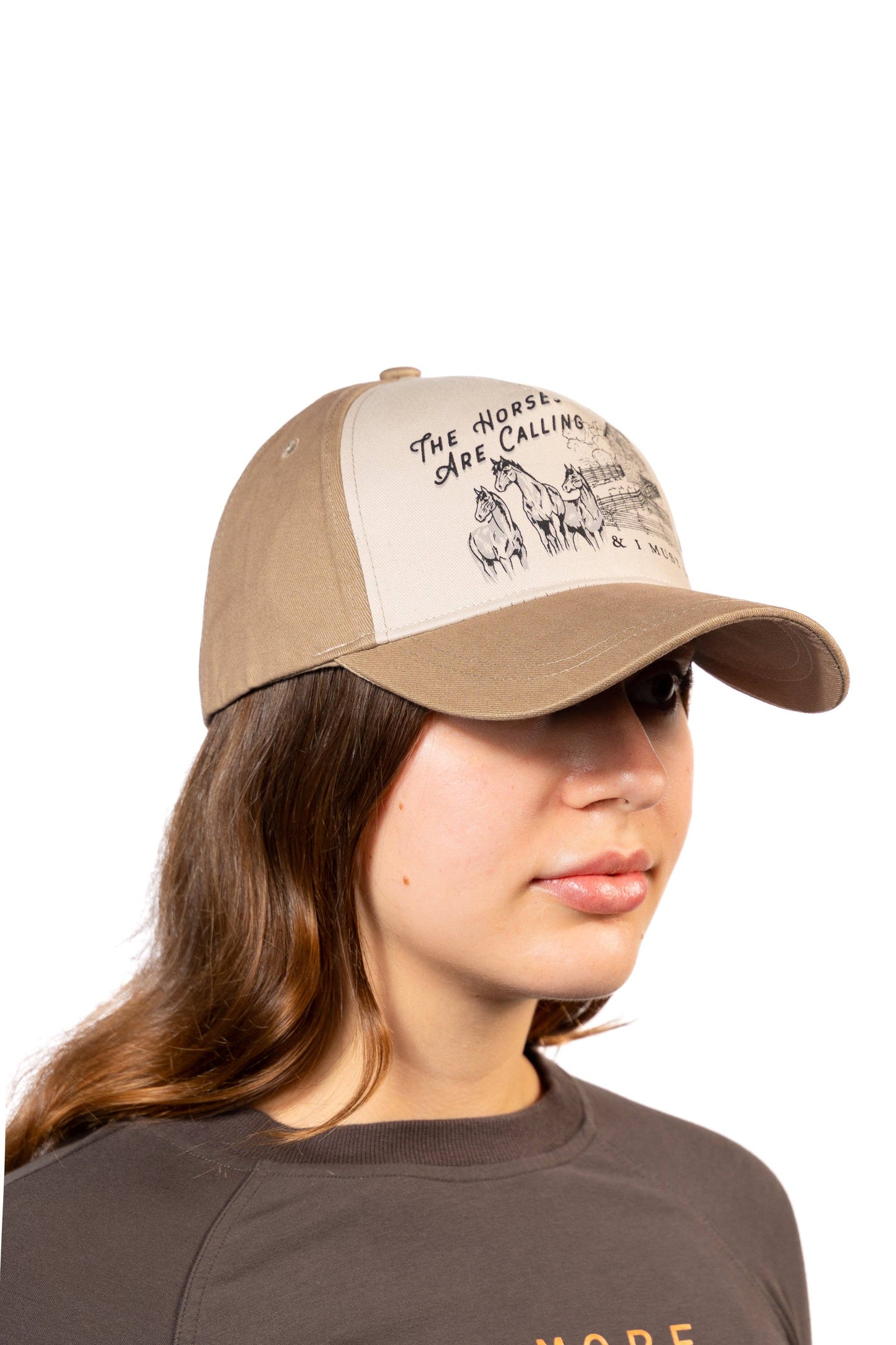 The Horses Are Calling Ringside Hat: Sand