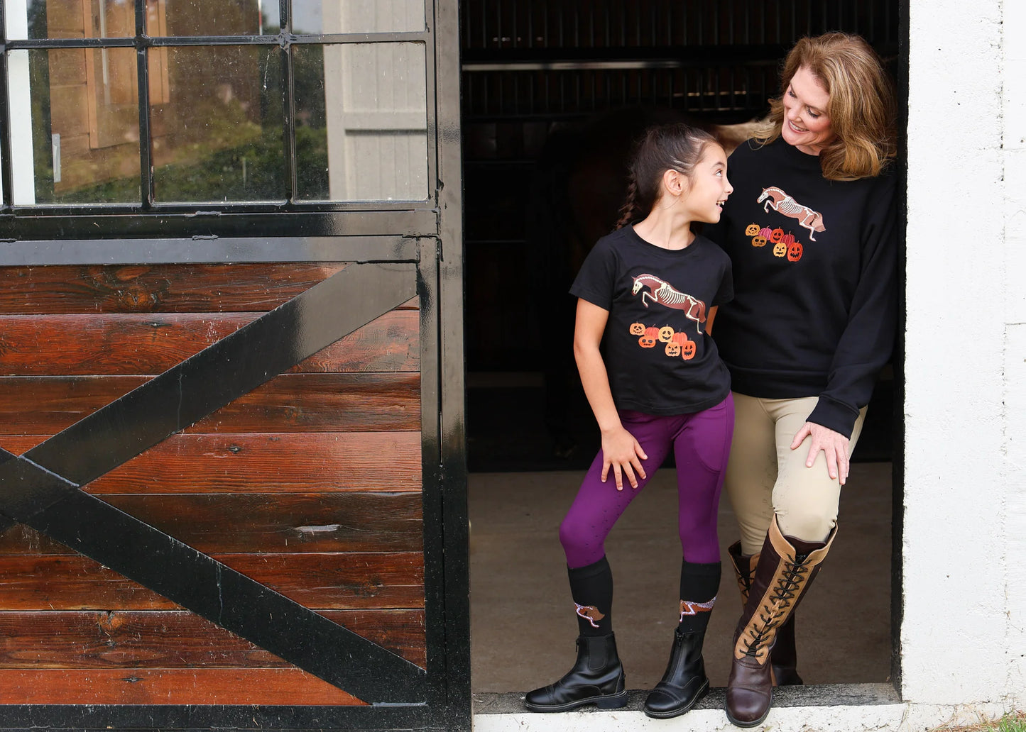 Dapplebay Ladies Pumpkin Jumper Sweatshirt: Black