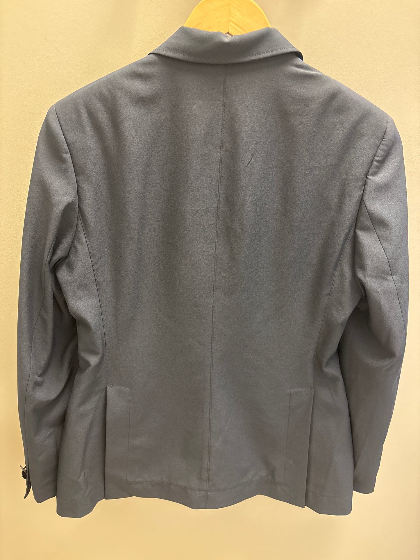 RJ Classics Show Coat Size 8R