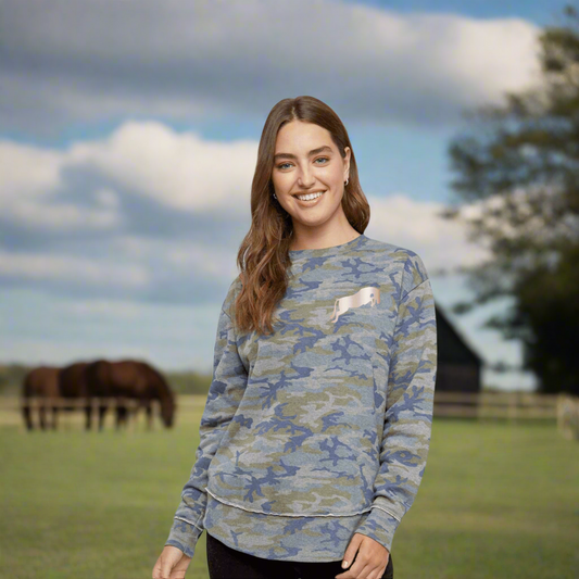 LET'S JUMP WOMEN'S SWEATSHIRT-VINTAGE CAMO: S